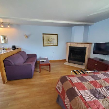 Auberge Champetre Sainte-Adèle Buitenkant foto