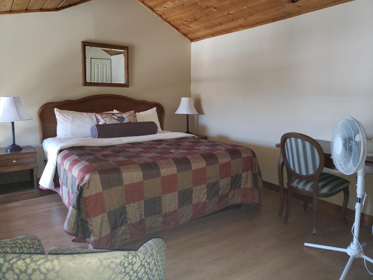 Auberge Champetre Sainte-Adèle Buitenkant foto